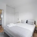 Pensión Guestready - Casas De Fralães 1 Viatodos