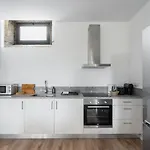 Pensión Guestready - Casas De Fralães 1 Viatodos