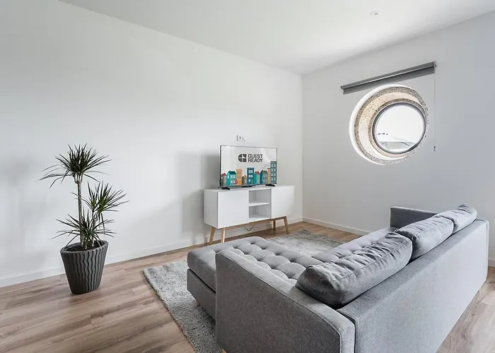 Guest house Guestready - Casas De Fralaes 4*